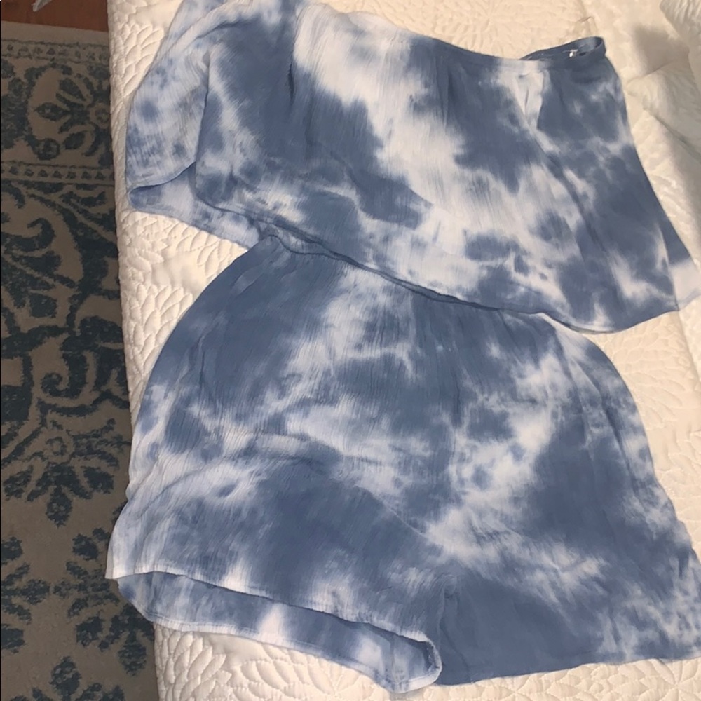 SALE tie dye off the shoulder romper - Picture 3 of 11